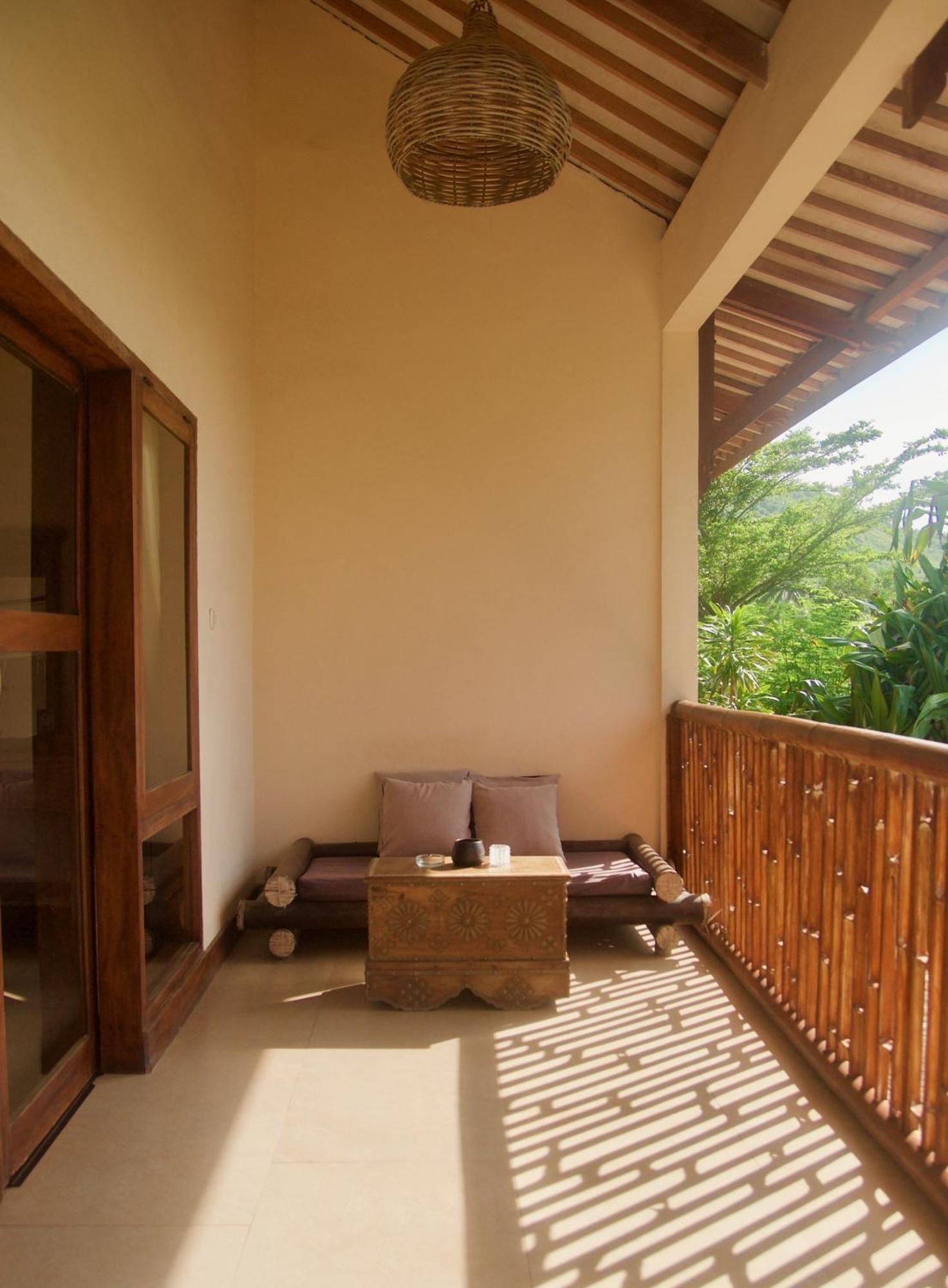 Owa Lodge Areguling Kuta  部屋 写真