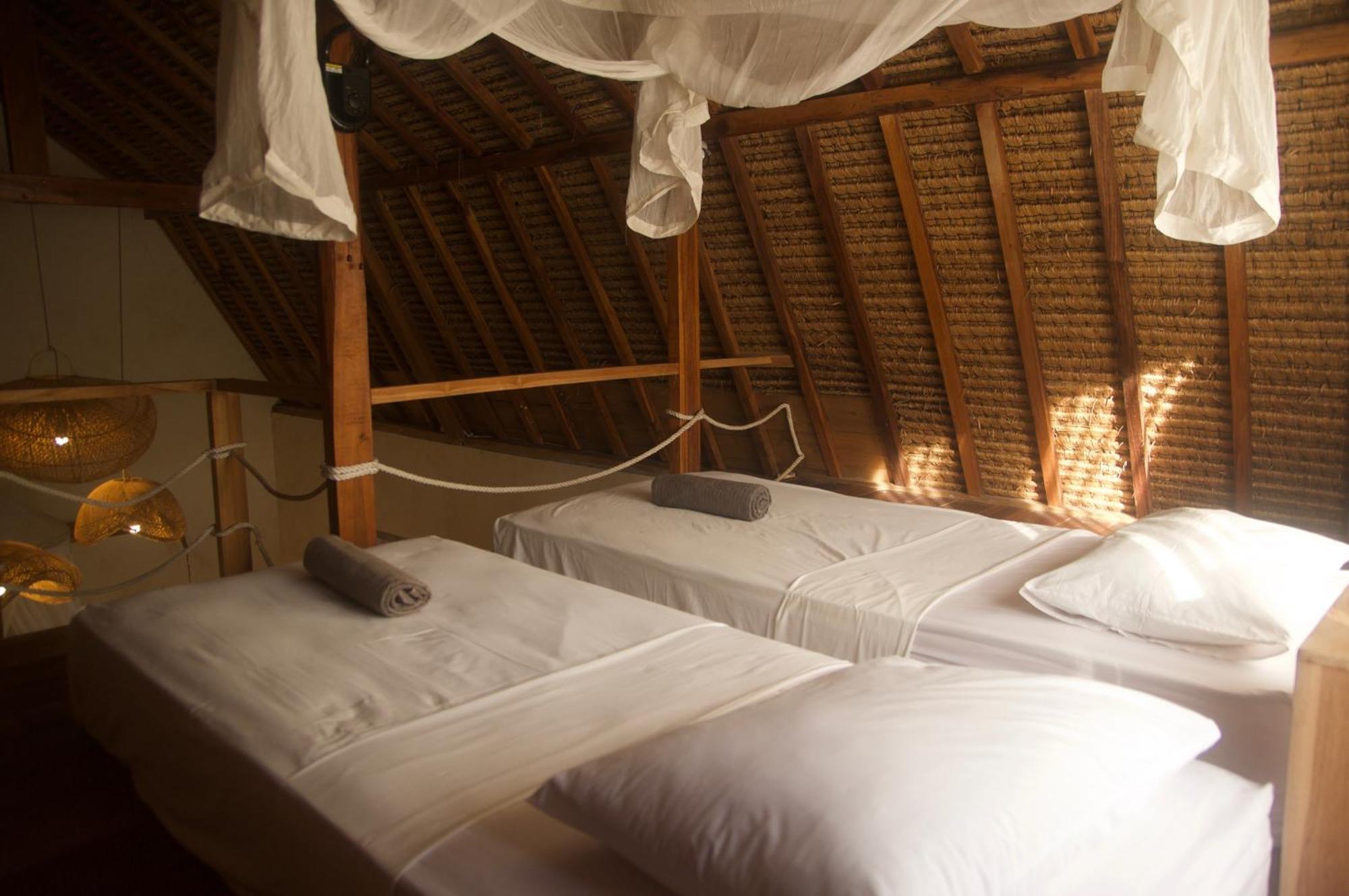Owa Lodge Areguling Kuta  部屋 写真