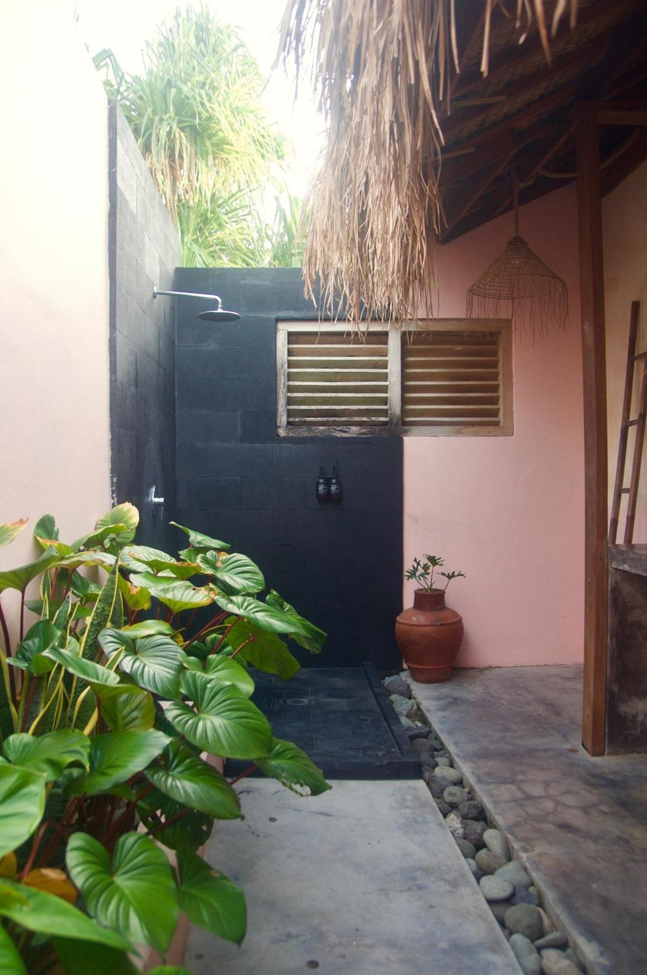 Owa Lodge Areguling Kuta  部屋 写真