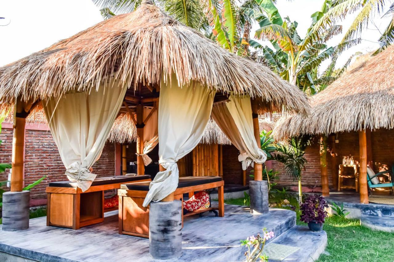 Owa Lodge Areguling Kuta  エクステリア 写真